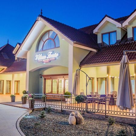 Hotel Viliam Frano Litra Dış mekan fotoğraf