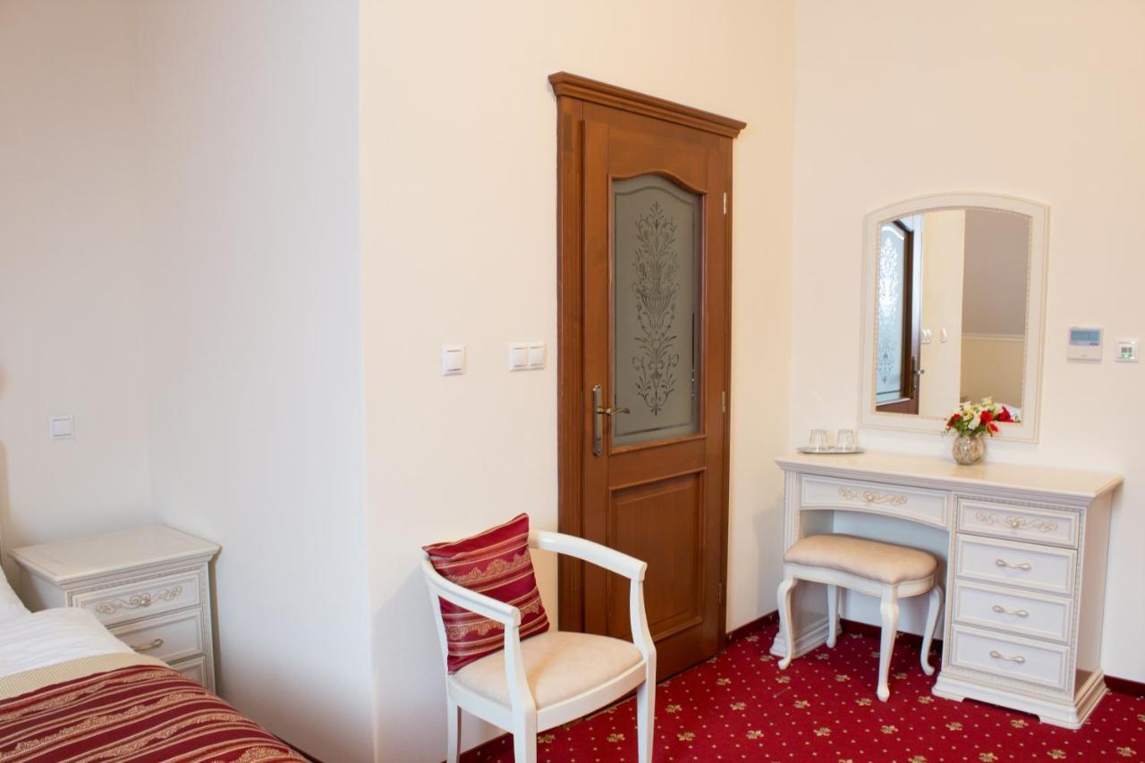 Hotel Viliam Frano Litra Dış mekan fotoğraf