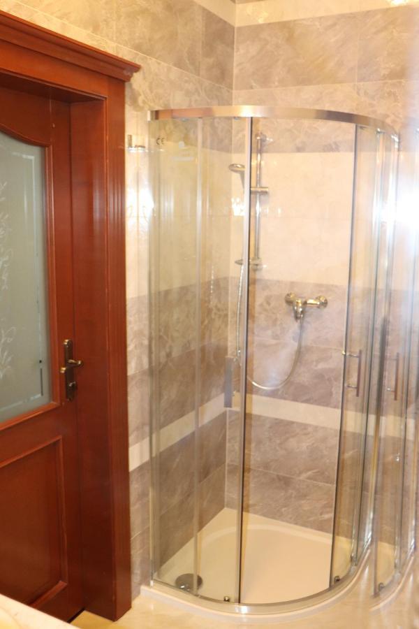 Hotel Viliam Frano Litra Dış mekan fotoğraf