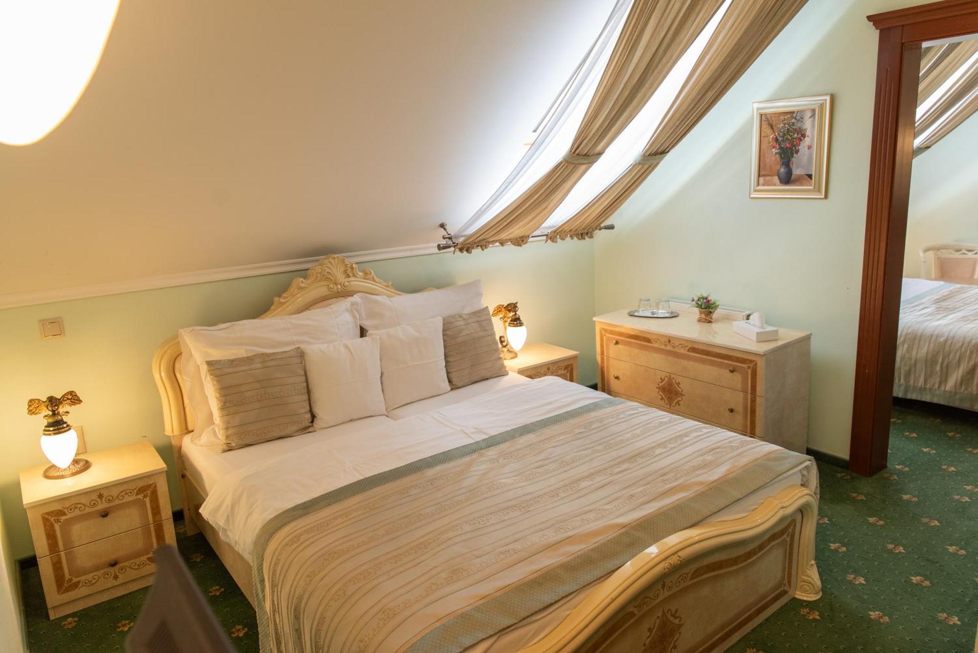 Hotel Viliam Frano Litra Dış mekan fotoğraf