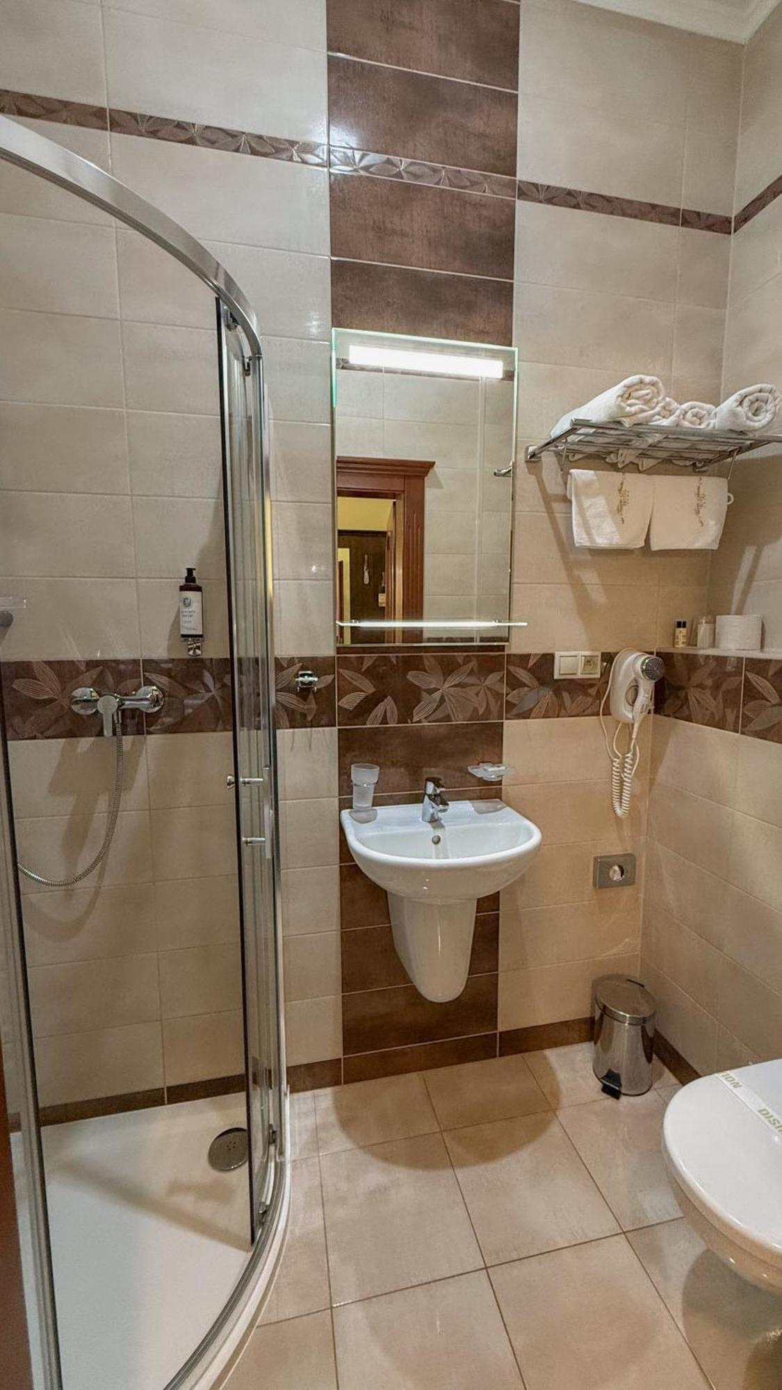 Hotel Viliam Frano Litra Dış mekan fotoğraf
