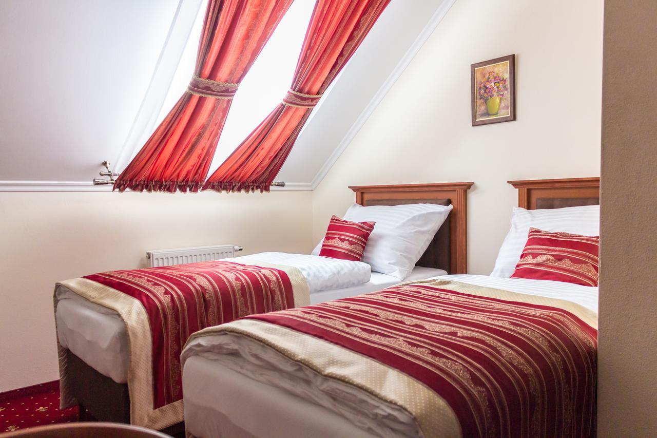 Hotel Viliam Frano Litra Dış mekan fotoğraf