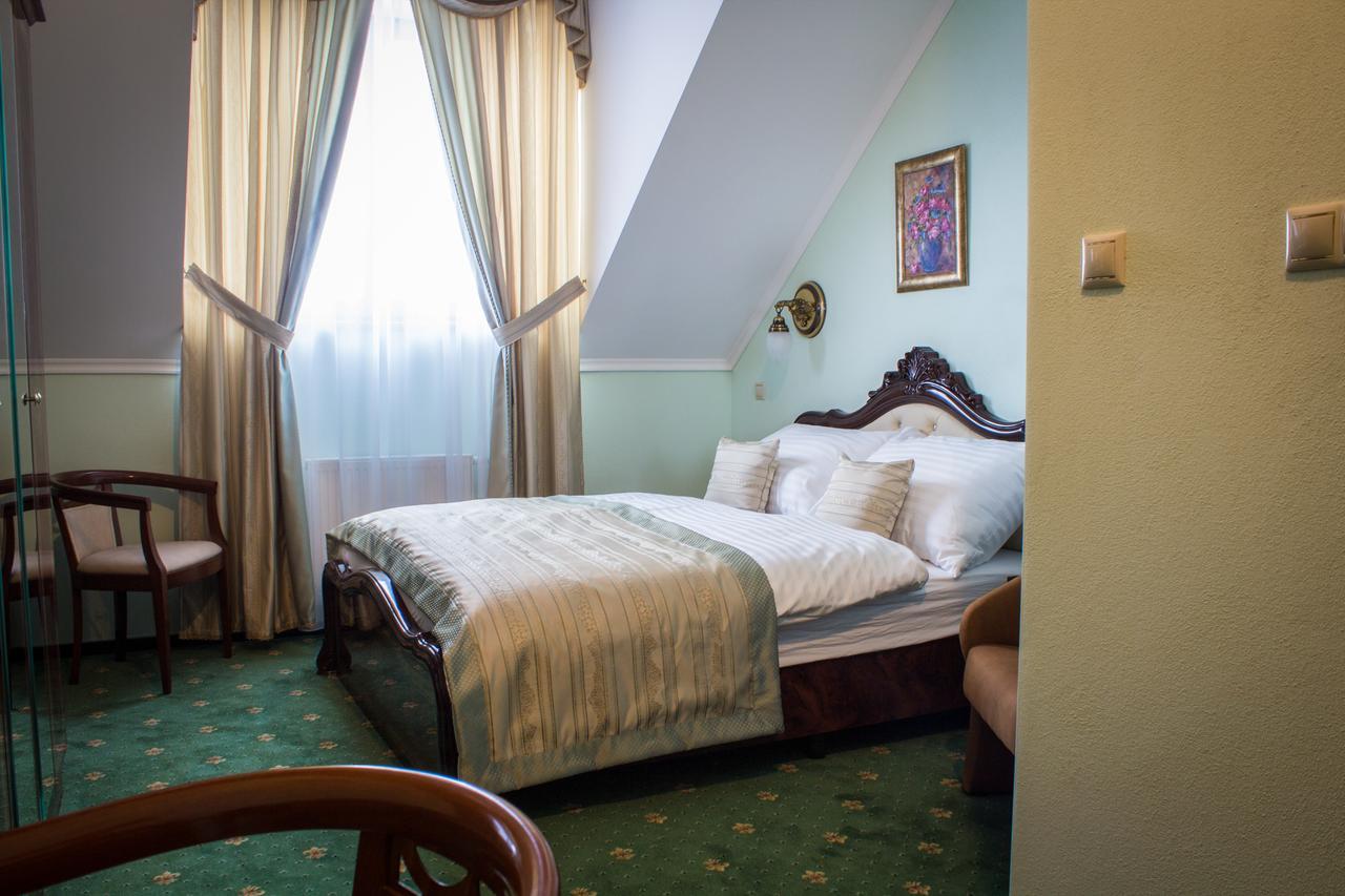 Hotel Viliam Frano Litra Dış mekan fotoğraf