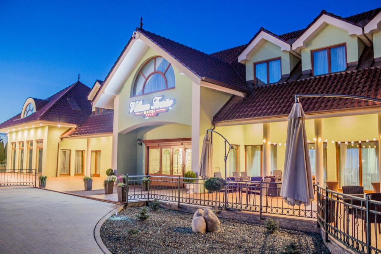 Hotel Viliam Frano Litra Dış mekan fotoğraf